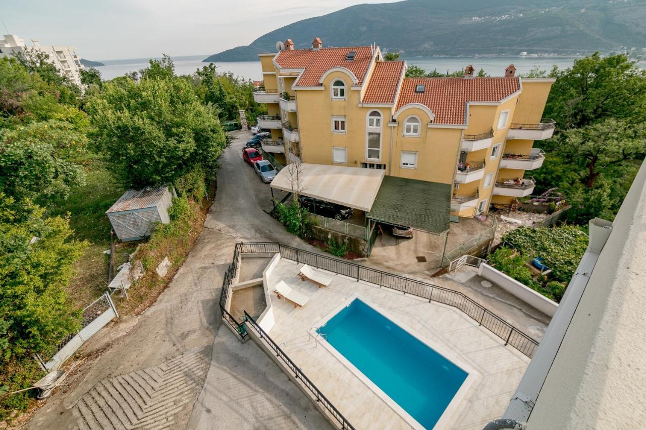 Apartman Sunnyapartments *