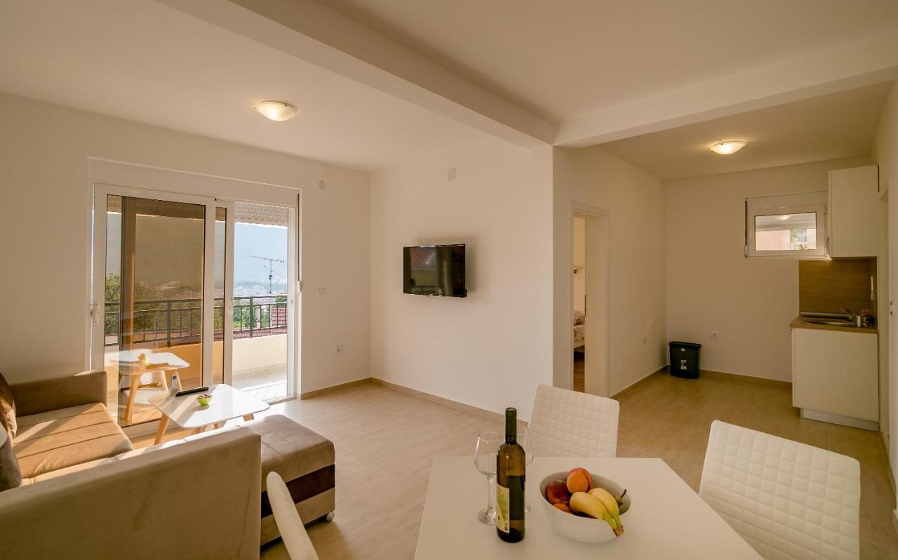 Sunnyapartments Apartman *