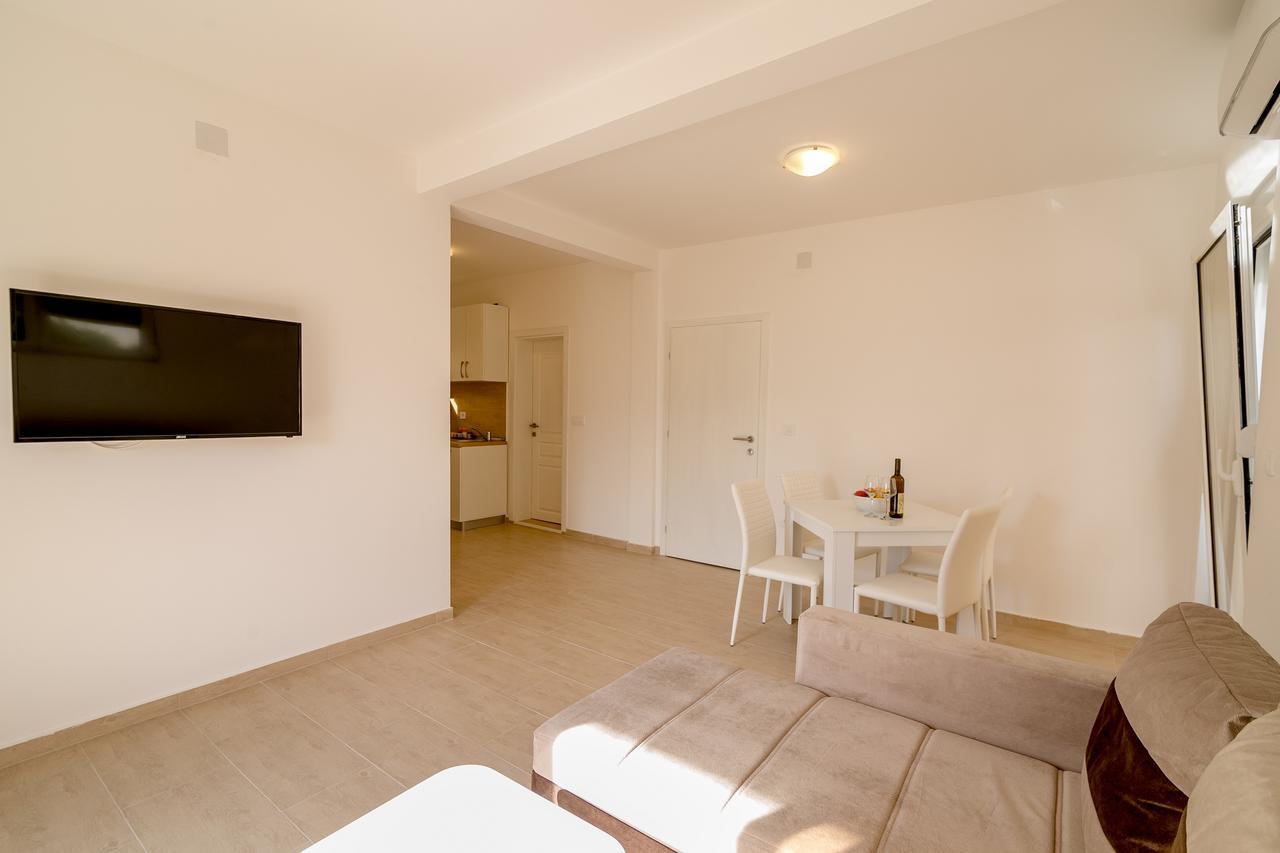 Sunnyapartments Apartman *